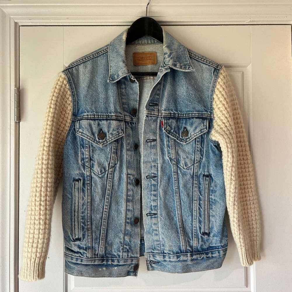 Levi's Vintage Jean Jacket w/ Cream Sleeves Sz S